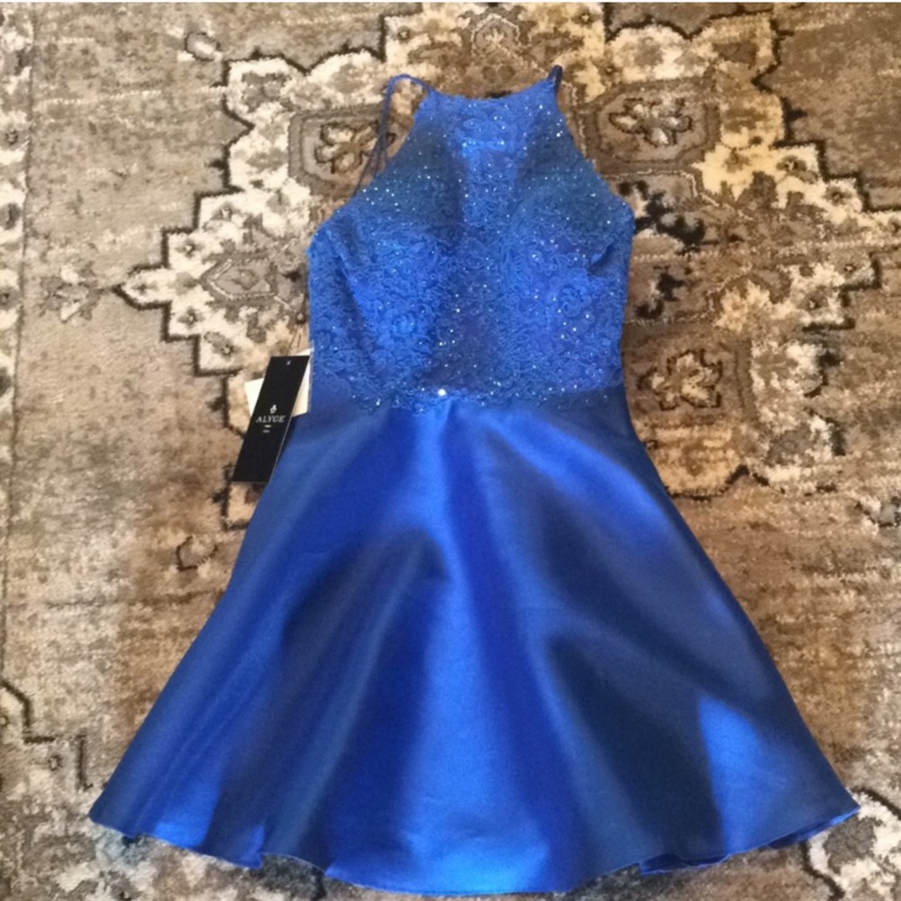 Alyce Paris Formal Homecoming Dress